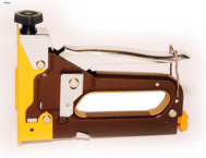 les-ruches-equipement-de-la-ruche-fabrication-des-cadres-agrafeuse-pneumatique-90-30-sb150sx