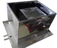 les-ruches-equipement-de-la-ruche-protection-du-bois-bac-pour-paraffinage