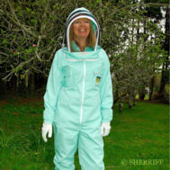 le-travail-au-rucher-se-proteger-gamme-sheriff-combinaison-sherriff-couleur-toutes-tailles