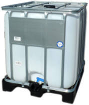 le-travail-au-rucher-le-nourrissement-sirops-cuve-a-sirop-1000-l-sur-palette-plastique