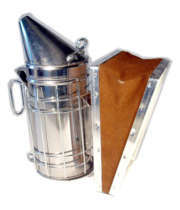 le-travail-au-rucher-le-petit-materiel-enfumoirs-enfumoir-eco-pm-inox-avec-protection