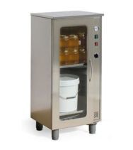 le-travail-en-miellerie-le-travail-du-miel-defiger-et-brasser-etuve-miel-2-25-kg-96-pots-kg-ou-sechoir-pollen